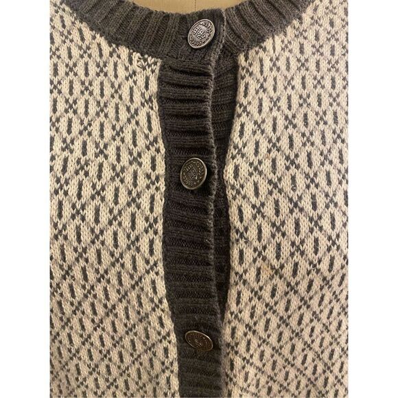 Cardigan Sweater by Club Classics. Size XL. Plus Size. Grandma - Picture 5 of 7